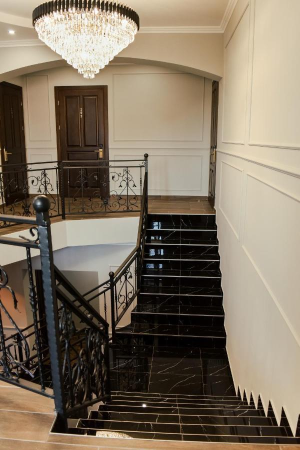 Villa Alfredo Odessa Exterior foto